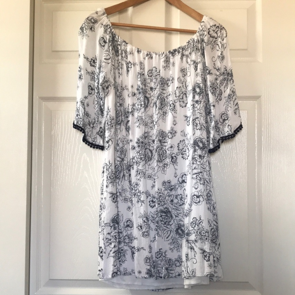 Juniors dress